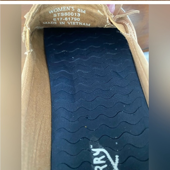 NEW SPERRY SUEDE SLIP ON SHOES - Picture 4 of 6